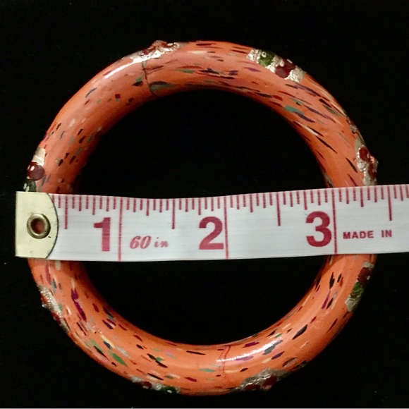 Wooden Bangles/bracelets from India - Picture 7 of 7